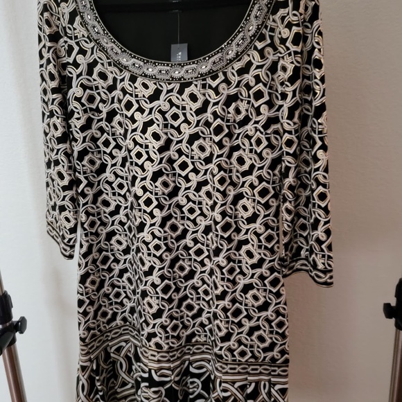 WHBM Black/Gold/White Metallic Midi Dress Embellished w/ Rhinestones. Size L - Picture 2 of 11